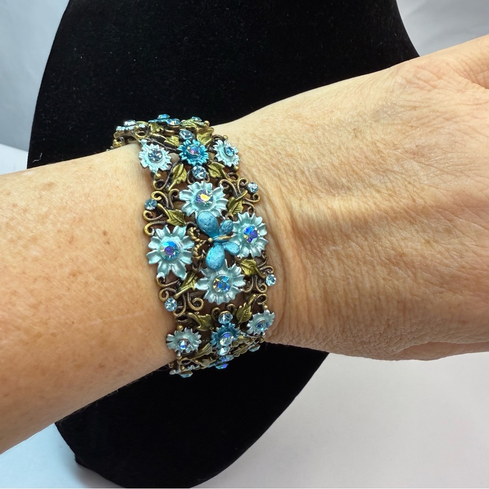 Falari Vintage Antique Gold & Blue Floral Flower Bracelet 
W/ Crystal Beads